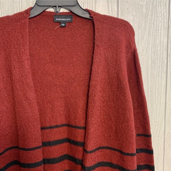 Fortune & Ivy Red Black Cardigan Sweater Large NWOT - Picture 4 of 6